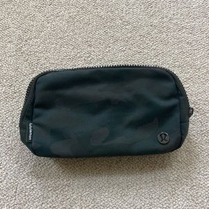 New! Lululemon everywhere belt bag in camo